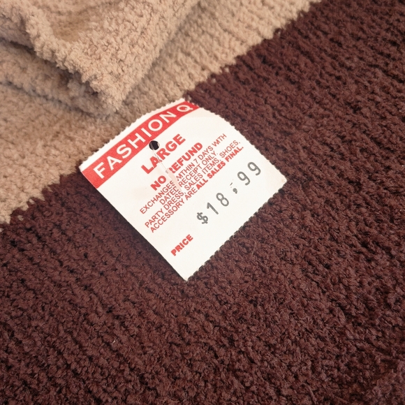 NWT Girl's Sweater/crop - Picture 6 of 6